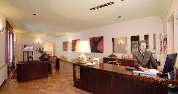 Hotel Miralago San Potito Sannitico Buitenkant foto